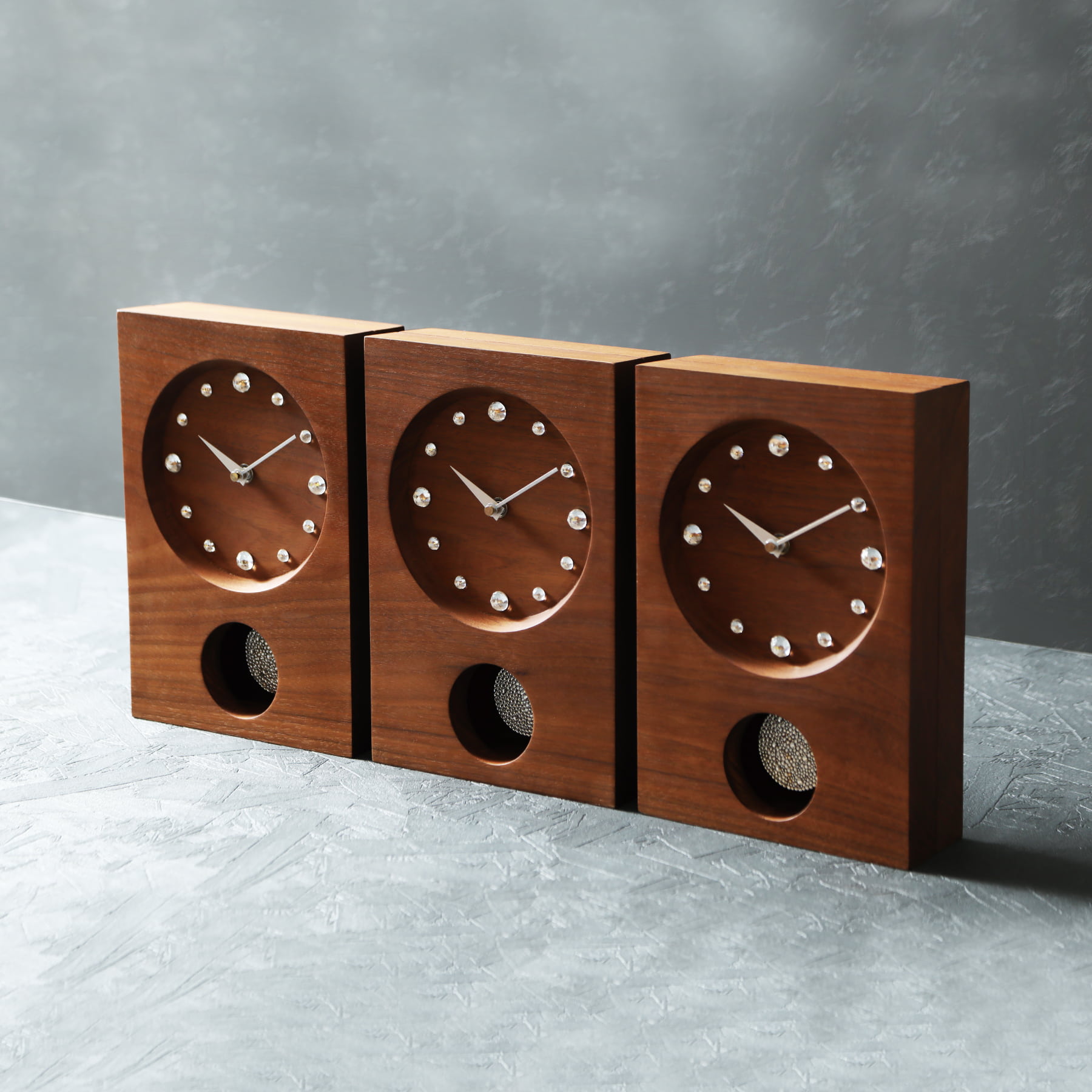 【Crystal】ジュエリーのような美しい時計