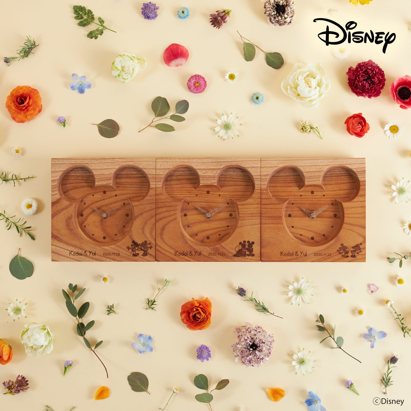 結婚式の両親プレゼント 三連時計【Disney】みんな大好き、ディズニーキャラクターの三連時計。