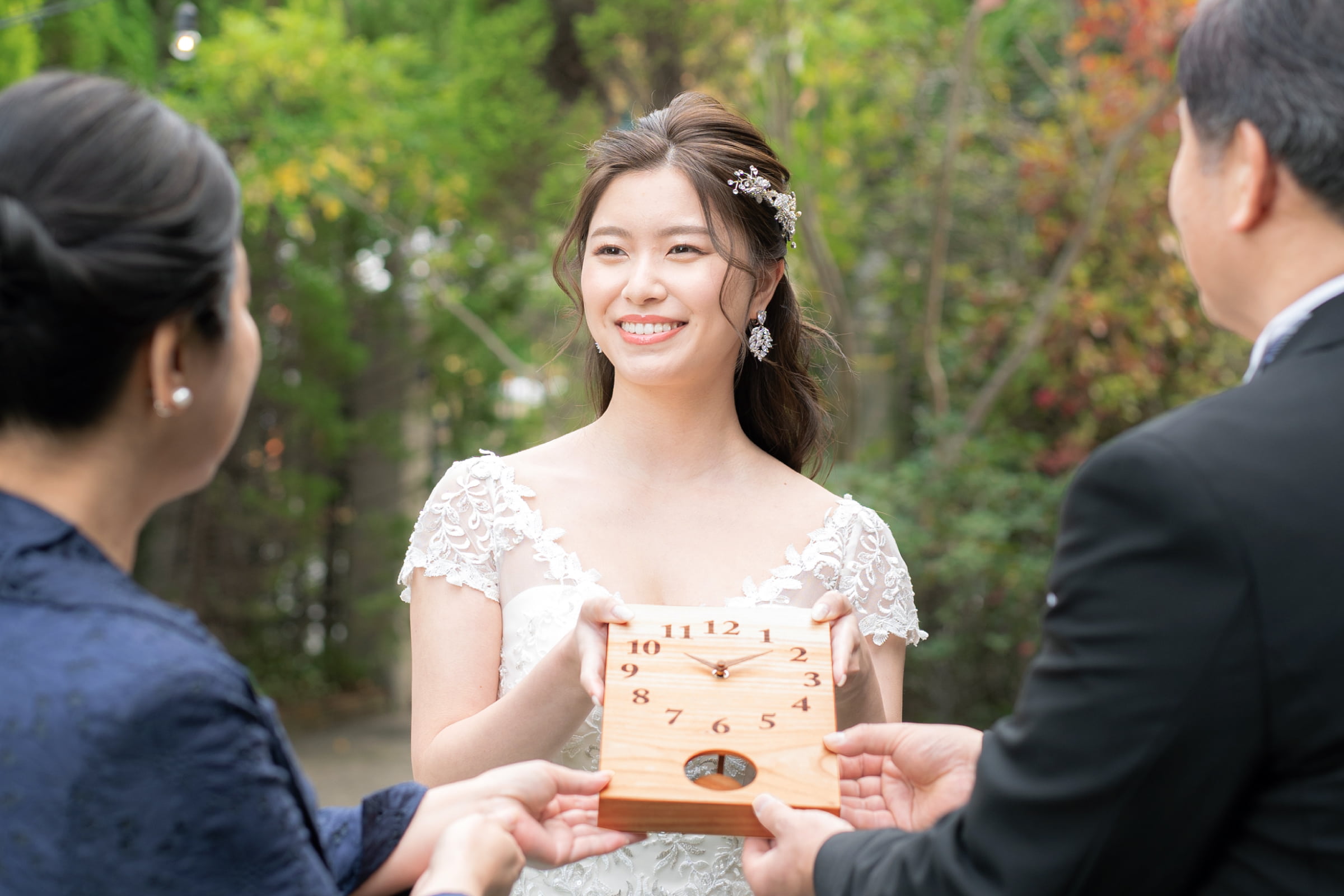 結婚式の両親プレゼント 三連時計【Disney】みんな大好き、ディズニーキャラクターの三連時計。